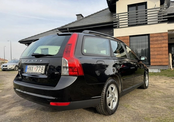 Volvo V50 cena 21900 przebieg: 215000, rok produkcji 2008 z Mysłowice małe 379